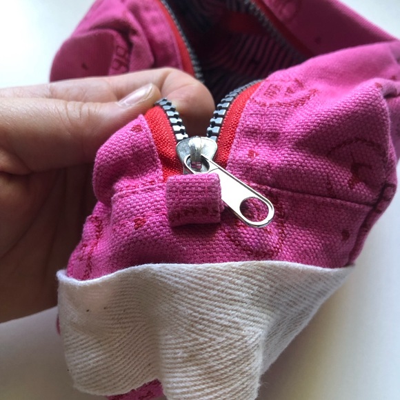 NWT VINTAGE VICTORIA'S SECRET PINK MAKEUP BAG COSMETIC BAG PENCIL BAG TRAVEL - Picture 3 of 7